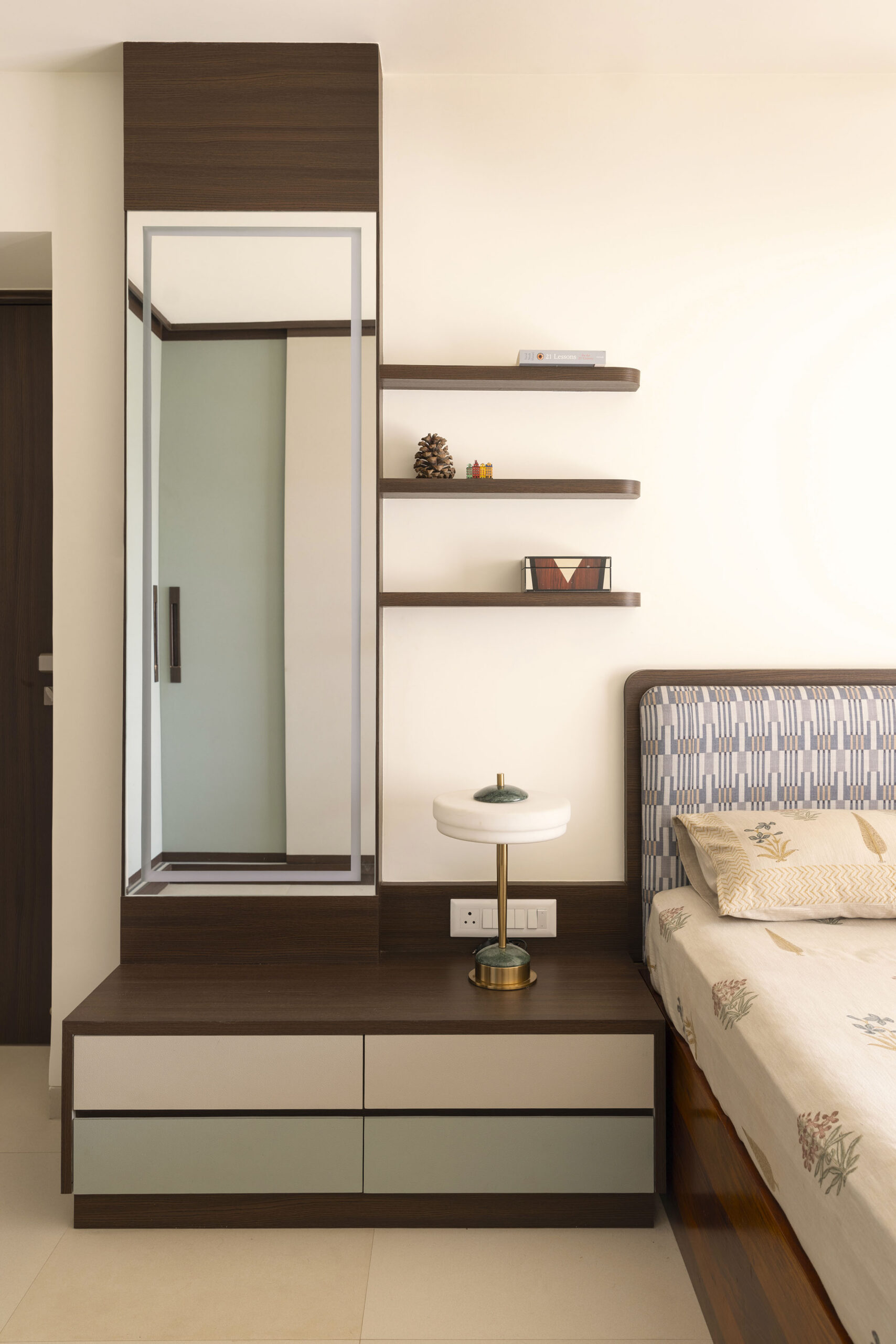 Image gallery image